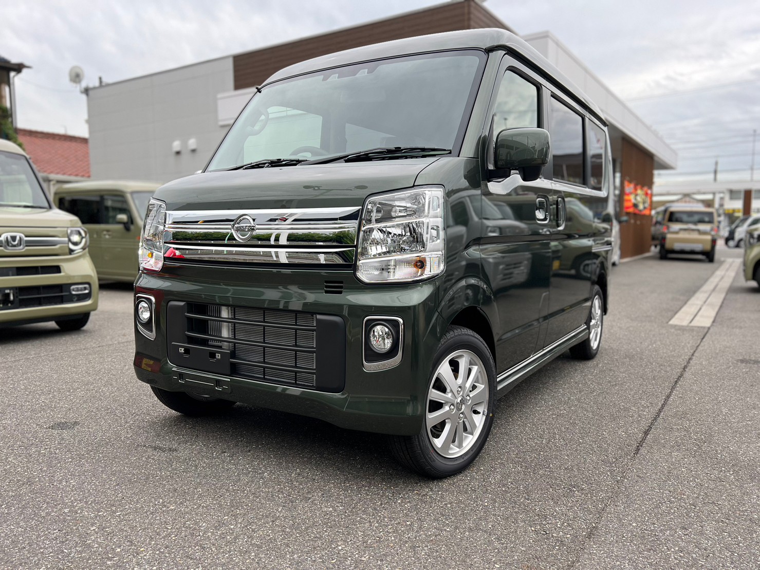 日産 NV100クリッパーリオ E　4WD