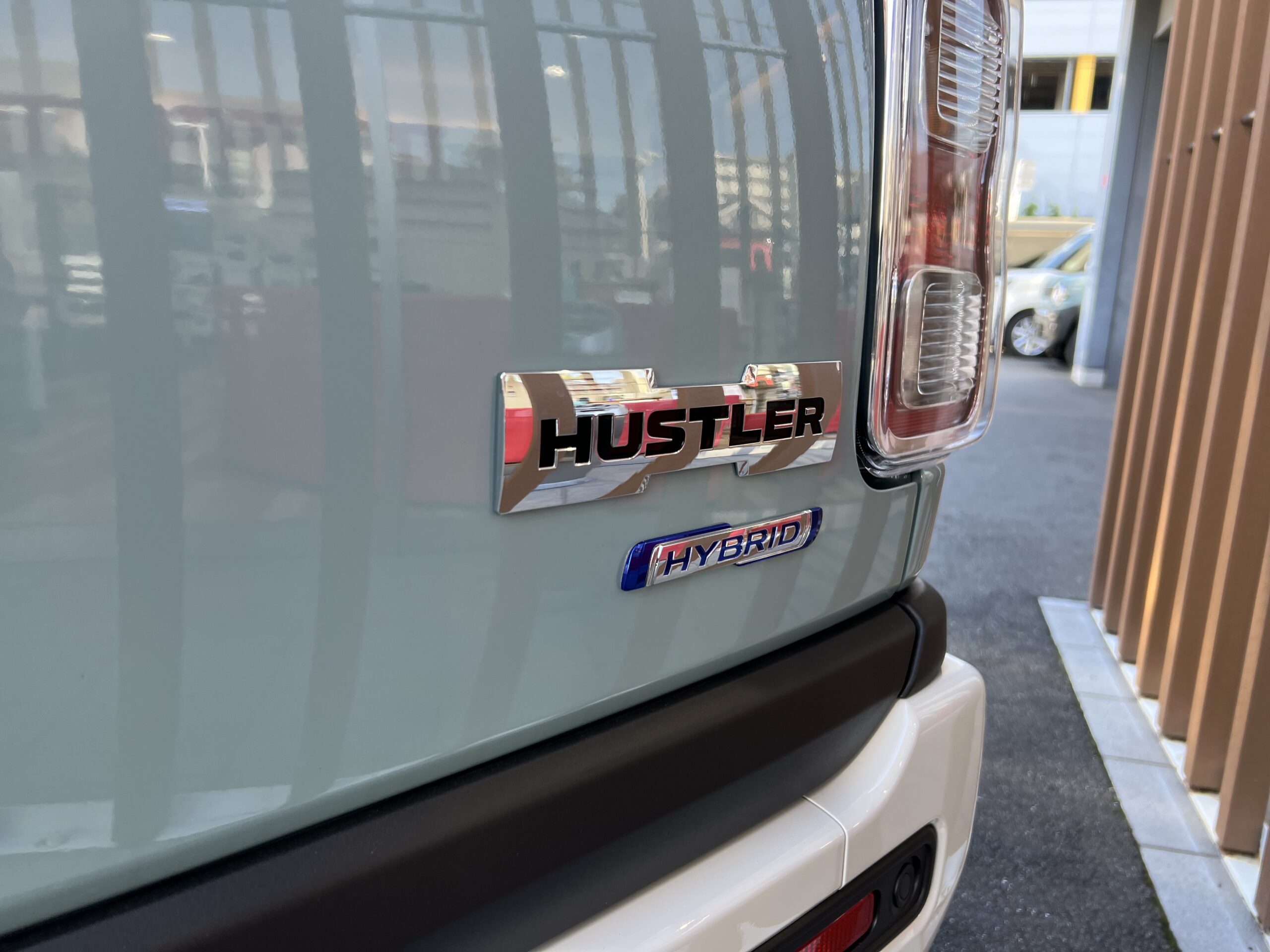 スズキ ハスラー HYBRID X