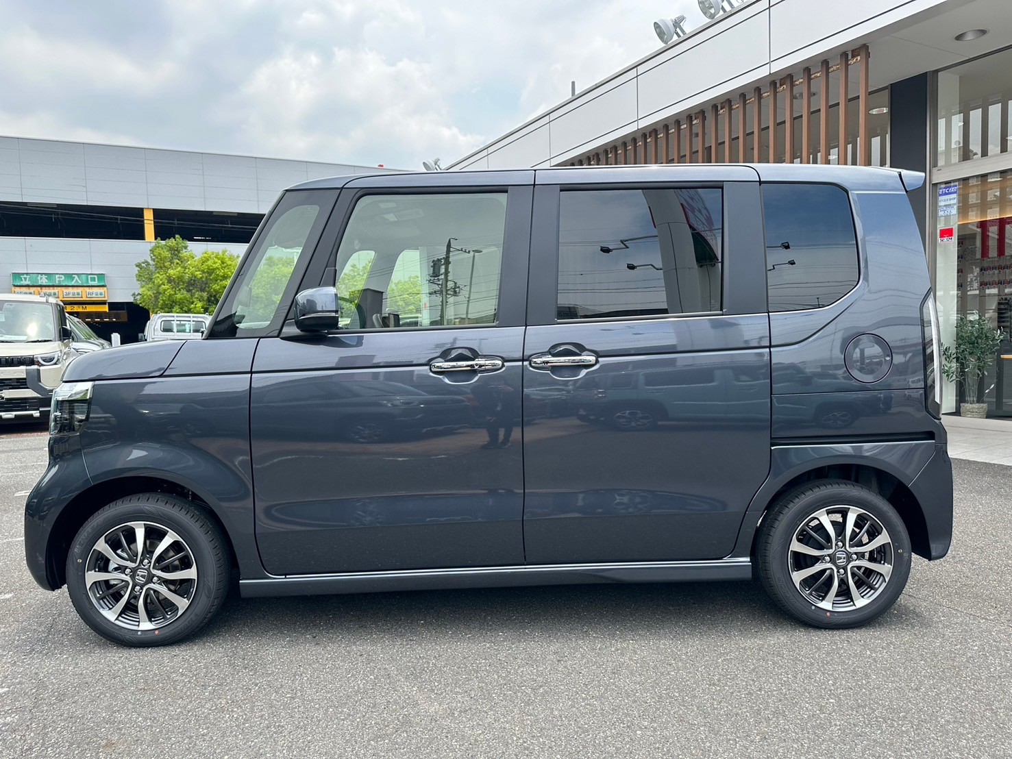 ホンダ N-BOX N-BOX　カスタム