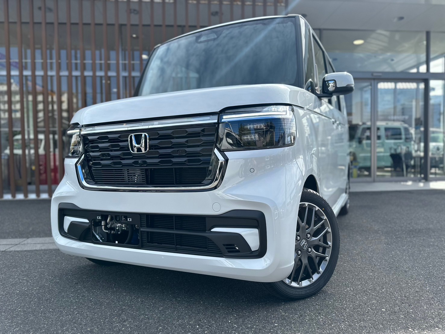 ホンダ N-BOX　カスタムターボ