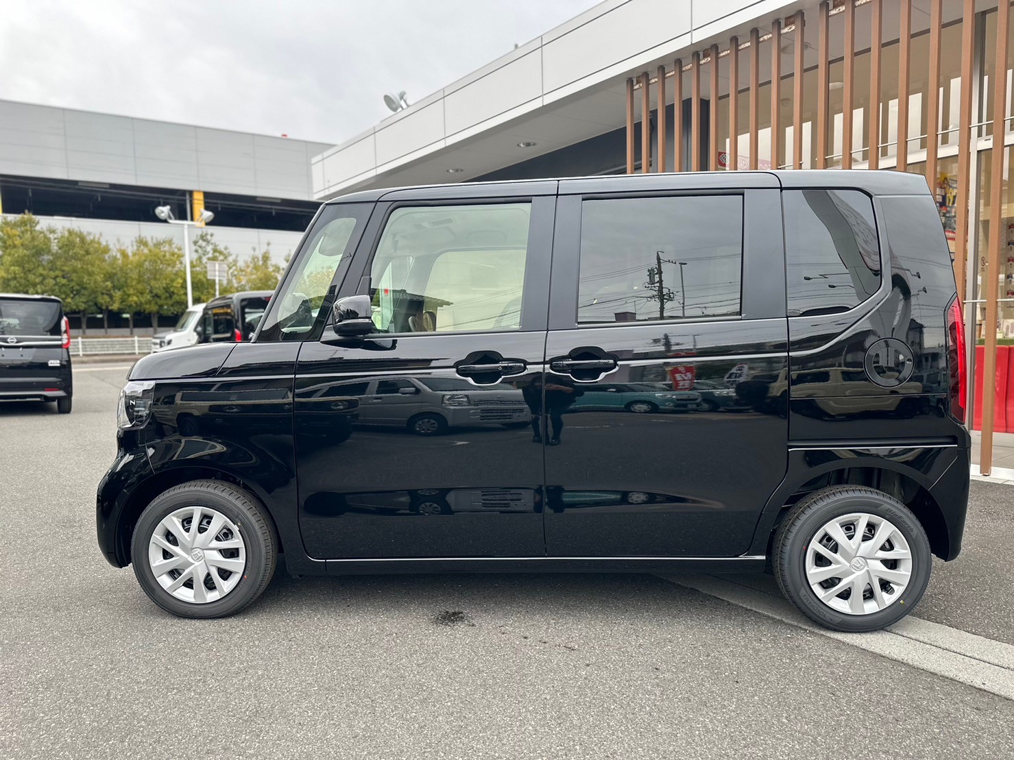 ホンダ N-BOX N-BOX