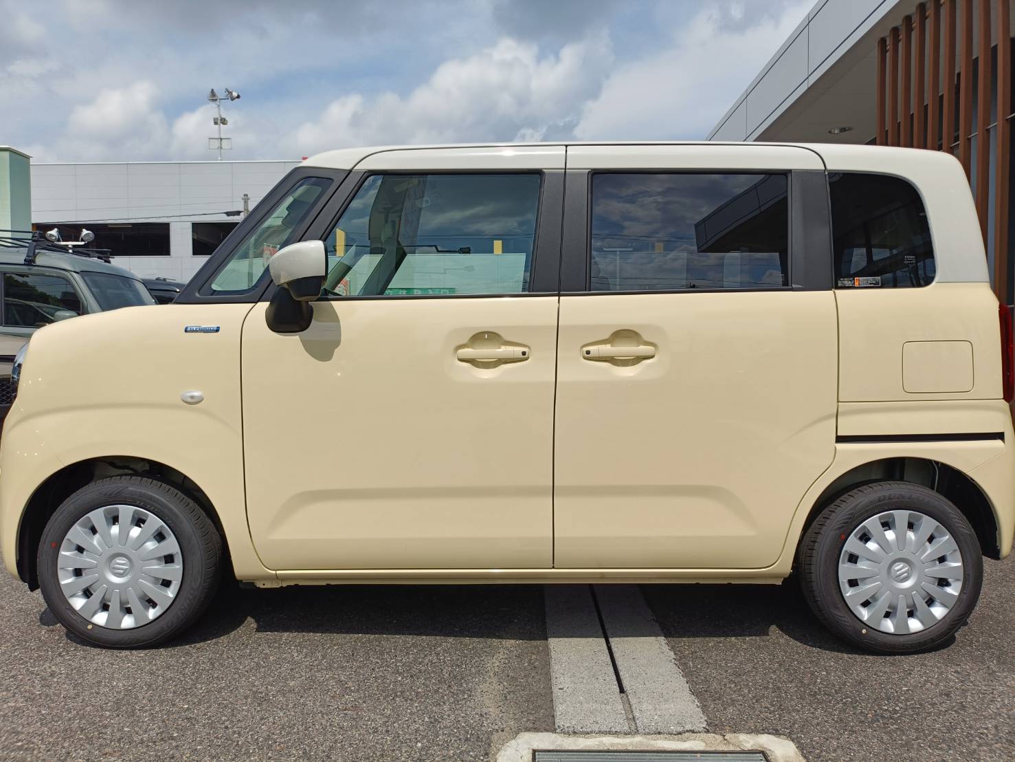 スズキ ワゴンRスマイル HYBRID S